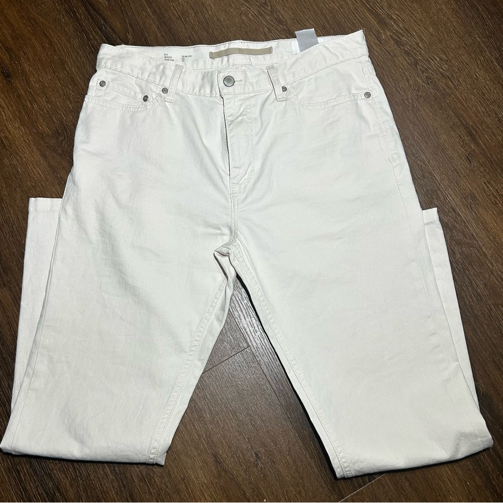 Banana Republic Women’s White Pants Size 32
